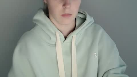 Snapshot of love_vivian chatting on November 2025 01:45:02 PM Vivian online show from November 2025 01:45:02 PM