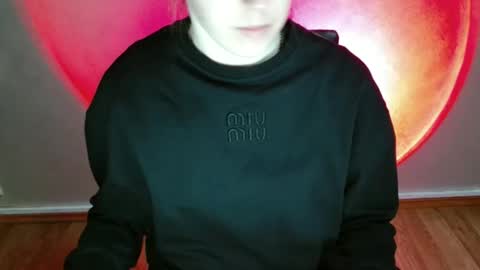 Snapshot of love_vivian chatting on January 2026 12:10:01 PM Vivian online show from January 2026 12:10:01 PM