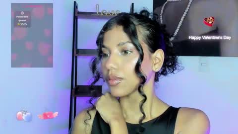 Luna  online show from February 2025 01:02:02 AM