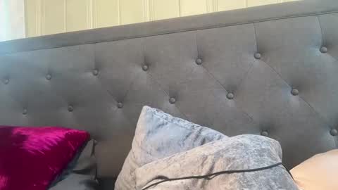 loved19 online show from March 2026 05:46:01 PM