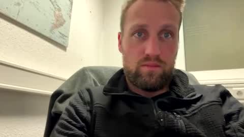 lovefuesse online show from January 2026 09:04:02 AM