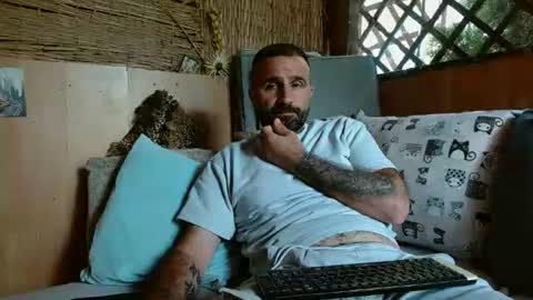 loveivat80 online show from June 2026 11:47:02 AM