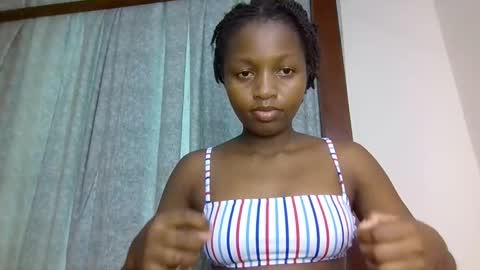 Snapshot of lovelbrownie chatting on October 2025 10:11:02 AM lovelbrownie online show from October 2025 10:11:02 AM