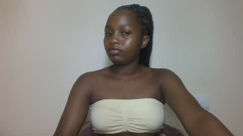 Snapshot of lovelbrownie chatting on July 2026 07:03:01 AM lovelbrownie online show from July 2026 07:03:01 AM