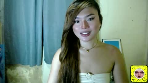 lovelily_xoxo online show from June 2026 11:37:02 AM