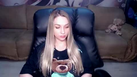 private open online show from September 2025 03:55:02 PM