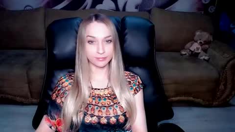 private open online show from September 2025 03:23:01 PM