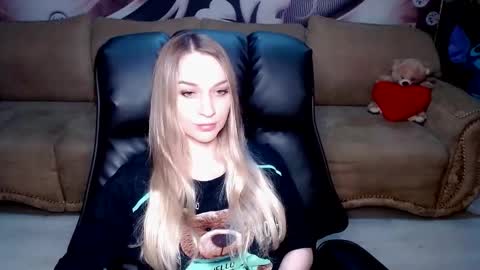 private open online show from September 2025 01:44:02 PM