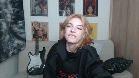 Cassie online show from March 2025 09:32:02 AM