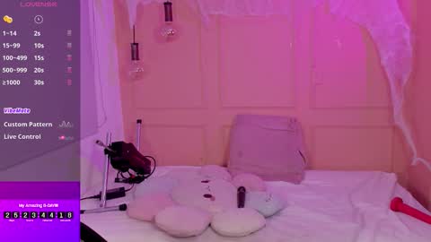 Emma online show from October 2025 01:15:02 PM