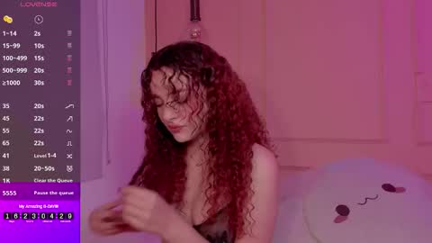 Emma online show from November 2025 01:55:02 PM