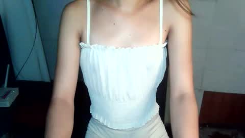 lovely_joan123 online show from May 2026 02:46:01 PM