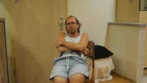 Snapshot of lovely_lou chatting on September 2025 01:38:02 AM Lou online show from September 2025 01:38:02 AM