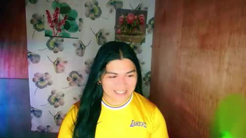 Snapshot of lovely_ricaxxx chatting on November 2025 12:59:03 PM lovely_ricaxxx online show from November 2025 12:59:03 PM