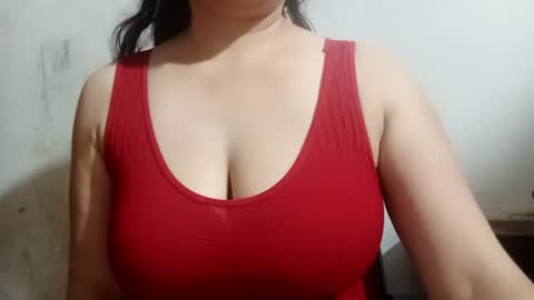 Snapshot of lovely_sweet_girl chatting on June 2026 09:48:02 AM katrina follow me guys online show from June 2026 09:48:02 AM