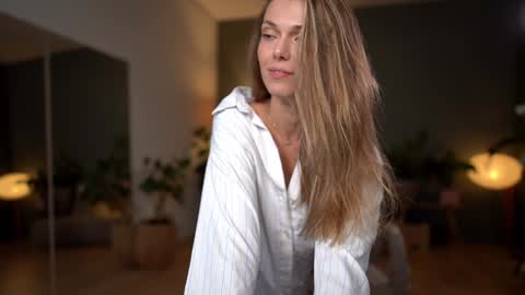 Snapshot of lovely_tammy chatting on September 2025 01:27:02 PM Very miss youWill be back soon Tammy online show from September 2025 01:27:02 PM