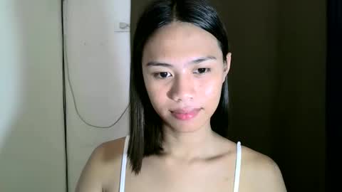Snapshot of lovely_yvoneslutty chatting on September 2025 02:45:01 AM lovely_yvoneslutty online show from September 2025 02:45:01 AM