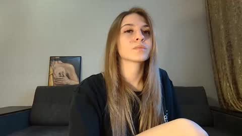 Snapshot of lovelykatea chatting on February 2025 11:51:01 AM Kate only online show from February 2025 11:51:01 AM
