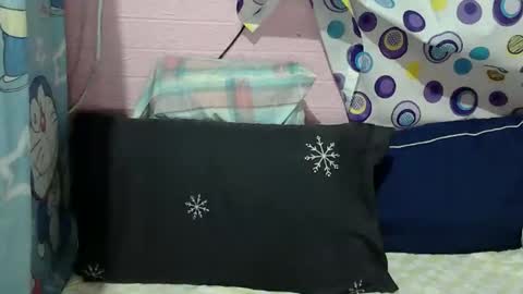 Snapshot of lovelyladylynxxx chatting on October 2025 10:19:02 AM LocwlyLSYlYNXXX online show from October 2025 10:19:02 AM