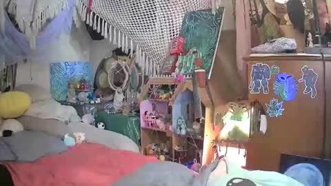 Snapshot of lovelylala chatting on November 2025 08:24:01 AM lala online show from November 2025 08:24:01 AM