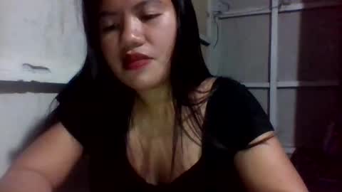 Snapshot of lovelymocha27 chatting on October 2025 10:25:01 AM lovelymocha27s online show from October 2025 10:25:01 AM