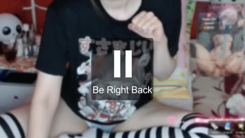 Snapshot of lovelynekochan chatting on December 2024 12:34:01 AM Lisa Cherry online show from December 2024 12:34:01 AM