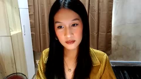 loveme_fiona online show from November 2025 02:00:02 AM