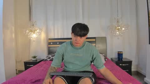 loverebels_ online show from October 2025 12:06:01 PM