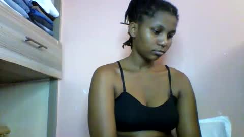 lovergal257 online show from March 2026 07:01:01 AM