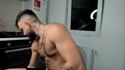 Snapshot of lovermike_ chatting on December 2024 06:39:02 PM Mike online show from December 2024 06:39:02 PM