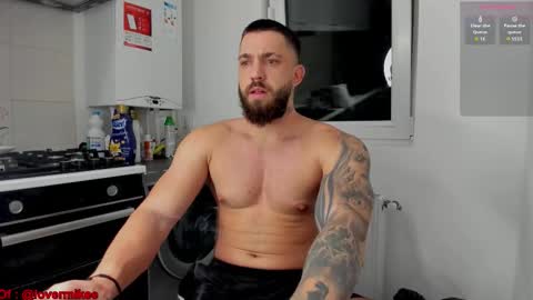 Snapshot of lovermike_ chatting on October 2025 02:42:02 AM Mike online show from October 2025 02:42:02 AM