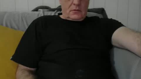 Snapshot of loveroflatinas1 chatting on November 2025 07:02:02 PM loveroflatinas1 online show from November 2025 07:02:02 PM