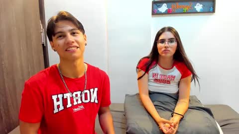 Snapshot of lovers_clover_x chatting on February 2025 01:14:02 AM Lovers Clover X online show from February 2025 01:14:02 AM