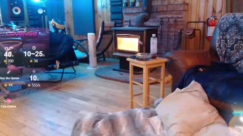 Snapshot of loversinadangeroustime2024 chatting on January 2025 01:27:01 AM Drake Sara online show from January 2025 01:27:01 AM