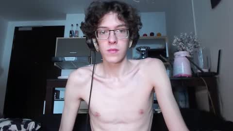 Snapshot of lovesomecookies chatting on October 2025 07:09:02 AM LovesomeCookie online show from October 2025 07:09:02 AM