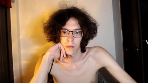 LovesomeCookie online show from May 2026 03:40:02 PM
