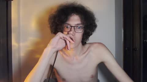 LovesomeCookie online show from May 2026 05:09:02 PM