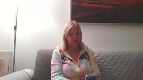 Snapshot of lovestar544963 chatting on December 2025 04:59:02 PM Marlyn online show from December 2025 04:59:02 PM