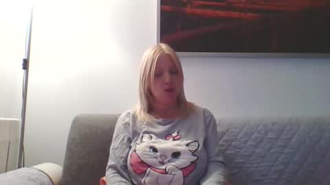 Marlyn online show from February 2026 03:51:01 PM