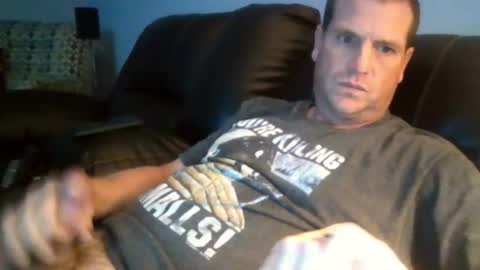 Snapshot of lovetocum37 chatting on November 2025 07:37:01 PM lovetocum37 online show from November 2025 07:37:01 PM