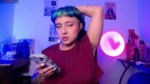 loving_alma online show from November 2025 05:43:01 AM