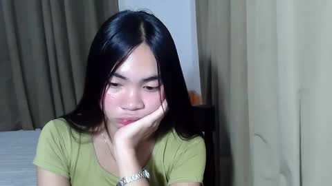 Snapshot of loving_rhean chatting on September 2025 12:18:01 PM loving_rhean online show from September 2025 12:18:01 PM