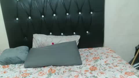 Snapshot of lsnnickykhanyile chatting on October 2025 10:34:02 PM lsnnickykhanyile online show from October 2025 10:34:02 PM