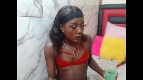 lsnnickykhanyile online show from December 2025 03:39:01 PM