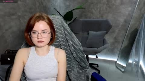 Snapshot of lu_muon chatting on February 2025 04:35:02 AM lu_muon online show from February 2025 04:35:02 AM