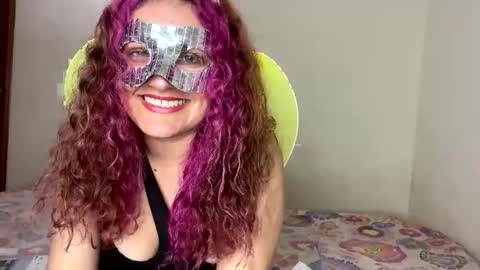 Snapshot of luana363 chatting on December 2024 01:39:01 AM luana363 online show from December 2024 01:39:01 AM