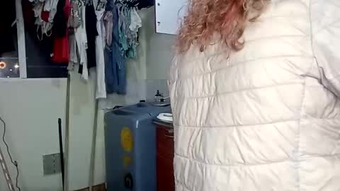 Snapshot of luana363 chatting on December 2024 03:04:02 AM luana363 online show from December 2024 03:04:02 AM