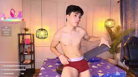 lUAN online show from January 2026 09:02:02 PM