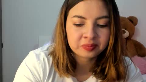 luara__01__lecat_1 online show from October 2025 07:58:01 PM