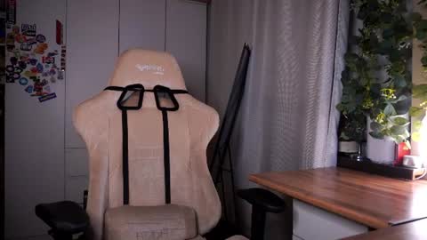 Luba online show from June 2026 08:33:02 PM